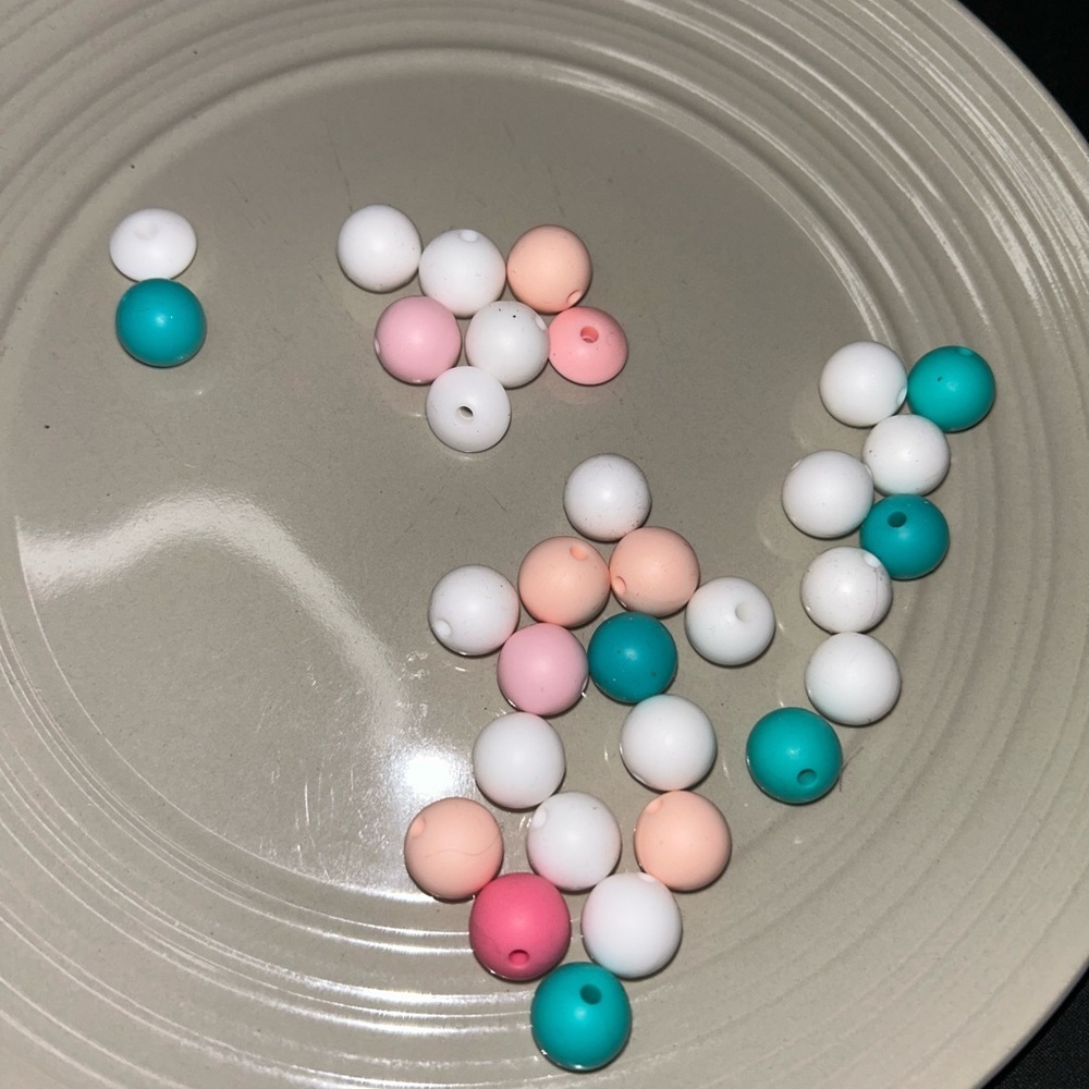 30 Multicolor Craft Beads Set